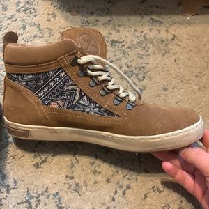 Inkkas hiking/camping boot womens 11/mens 9